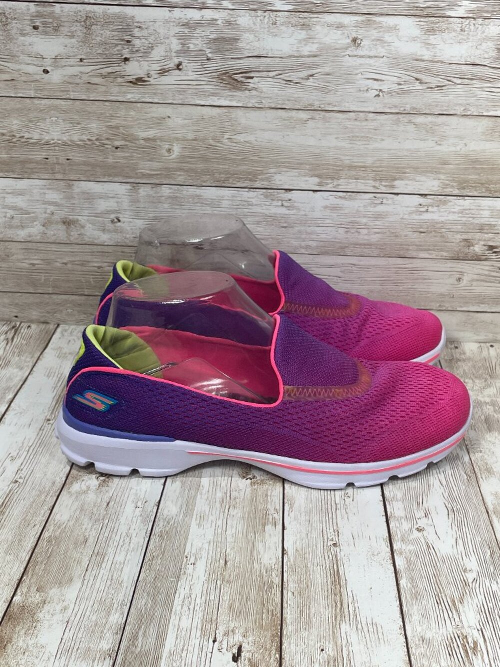 SKECHERS Goga Mat Go Walk Slip On Sneakers Youth Girl's 5.5 Purple & Pink Shoes